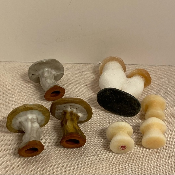 8 vintage mushroom figurine SET stone boho art painted ceramic LOT 70s MCM lot - Picture 5 of 16